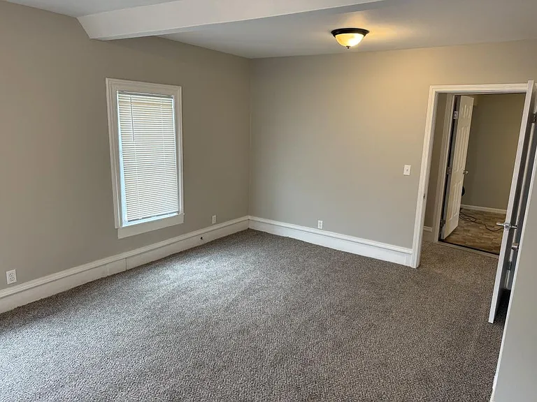 804 S Clay St — Photo 16