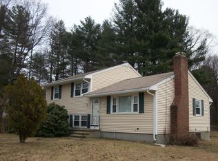 580 Chandler St, Tewksbury, MA 01876