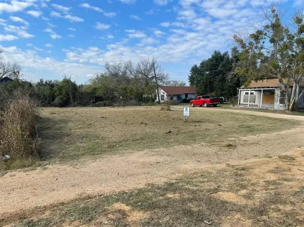 920 E Cameron Ave Trailer 4, Rockdale, TX 76567