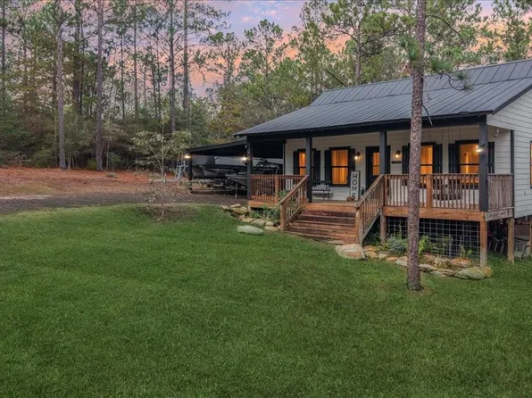 119 Sycamore Dr, Brookeland, TX 75931