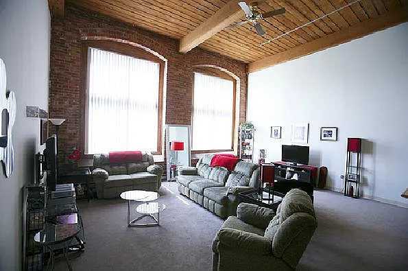 The Woolen Mill — Photo 1