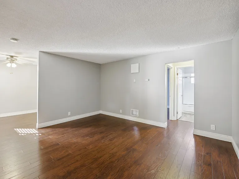 Metro Park Apartments - San Leandro — Photo 15