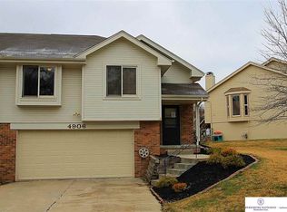 4906 Copper Creek Rd, Omaha, NE 68157