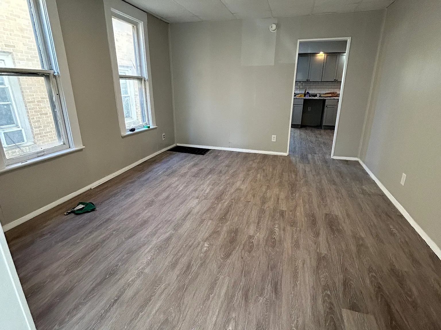853 Dayton St SW — Photo 2