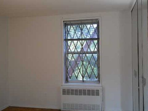 4th image of 68-15 Selfridge St #1-G