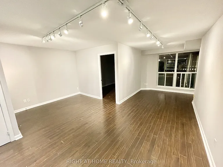 8 Park Rd #2206 — Photo 18