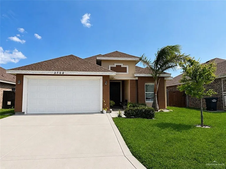2708 E Imperial Oaks Dr — Photo 2
