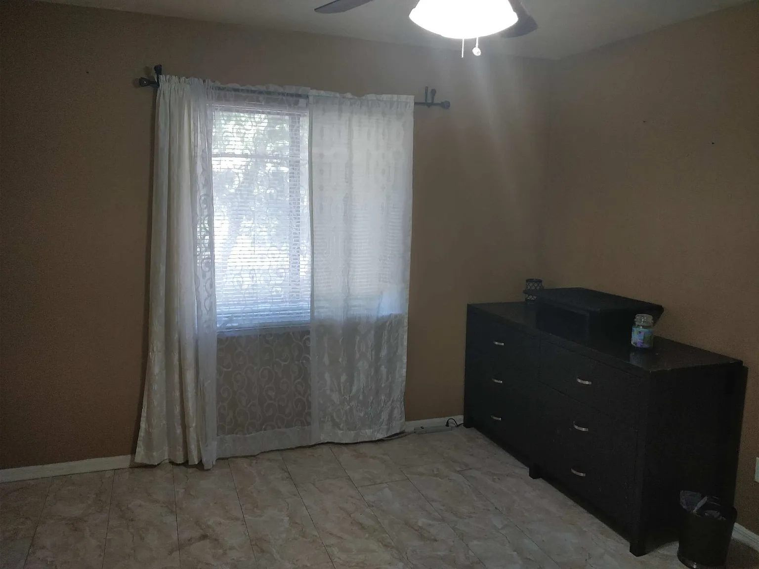 16 Bolling Ln — Photo 3