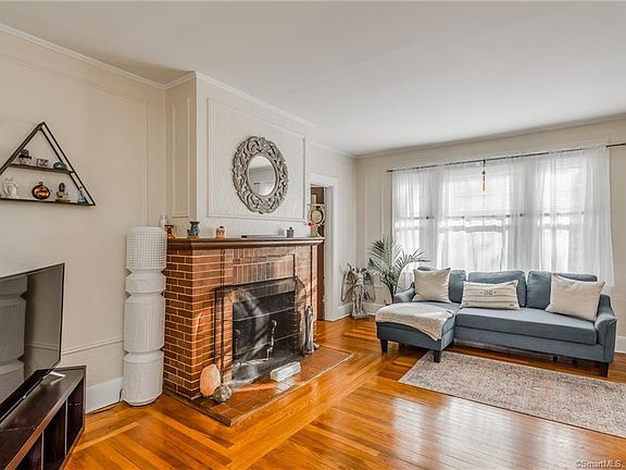 5th image of 405 Fountain St #2