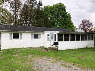 71 W Wright Ave, Waterloo, NY 13165