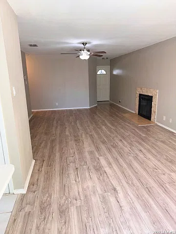 4 bed, 1668 sqft, $1,950 — Photo 4