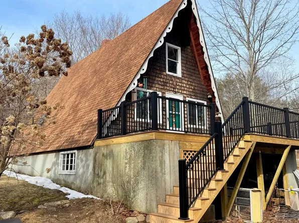 21 Hoadley Road, Belmont, NH 03220