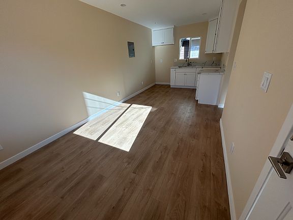 3rd image of 4472 W 142nd St #B