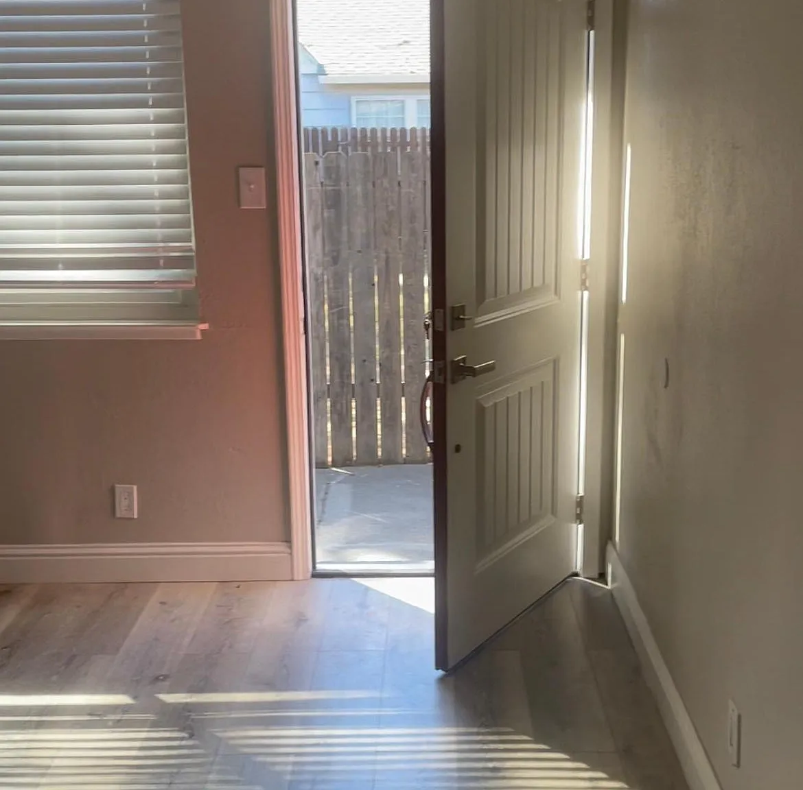 3333 V St — Photo 4