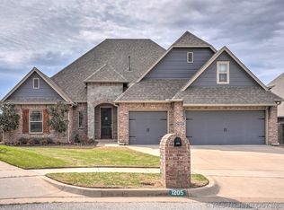 1205 W Dover St, Broken Arrow, OK 74012