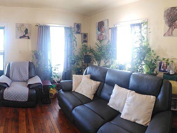 4th image of 12804 Gay Ave