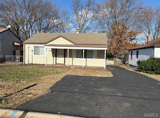 43 Connolly Dr, Saint Louis, MO 63135