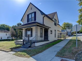 802 S 15th St, Saint Joseph, MO 64501