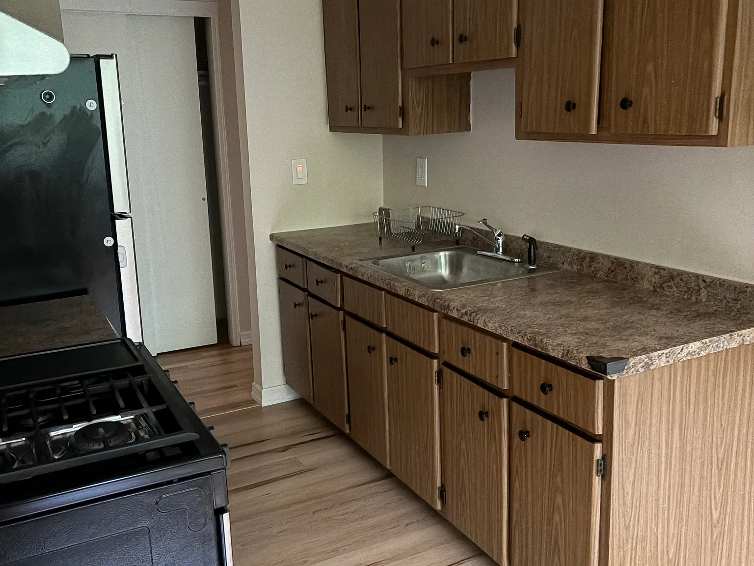 1 bed, 712 sqft, $1,850 — Photo 3