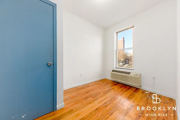 Rented by Brooklyn High Rise LLC | media 14