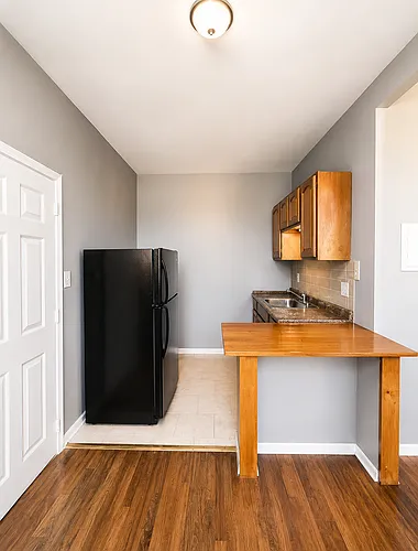 329 Park Ave Photo 1