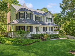 123 N Woods Dr, Wading River, NY 11792