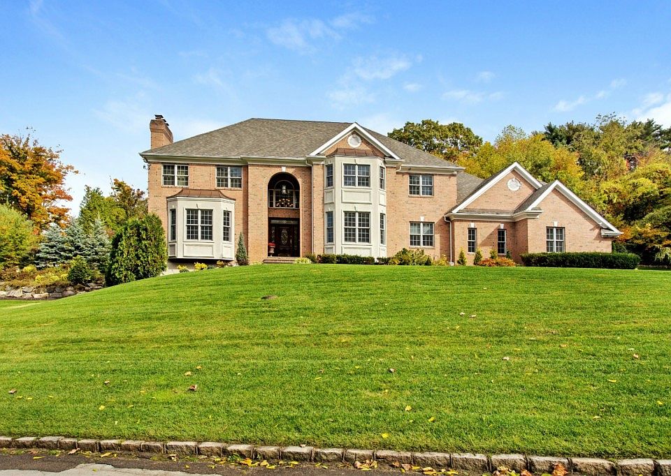 1st image of 8 Acres Way