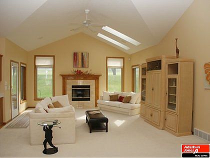 5th image of 485 Ledgewood Dr