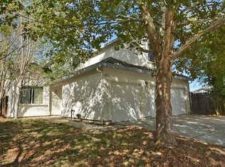 8997 Robbins Rd, Sacramento, CA 95829