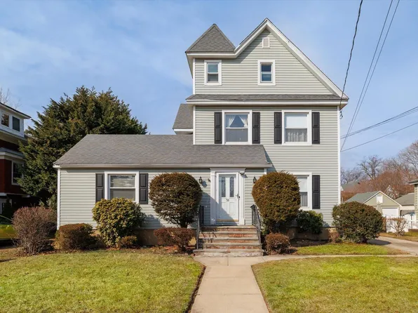 56 Brower Avenue, Rockville Centre, NY 11570