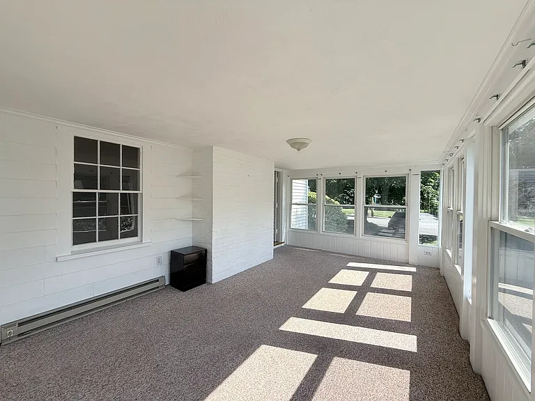 16 Pine St — Photo 13