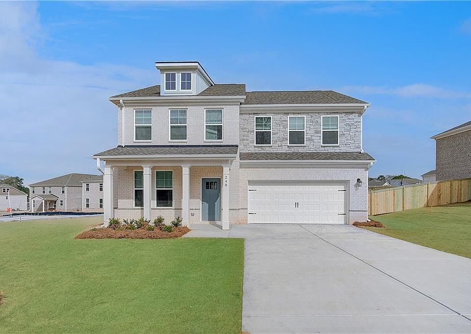 1st image of 240 Chiswick Loop