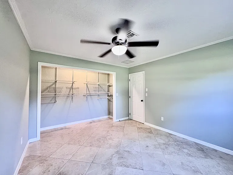 625 N Jackson Rd — Photo 25