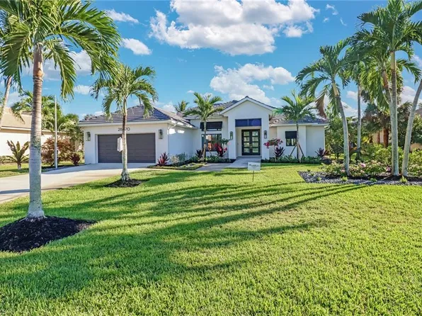 28070 Winthrop Cir, Bonita Springs, FL 34134