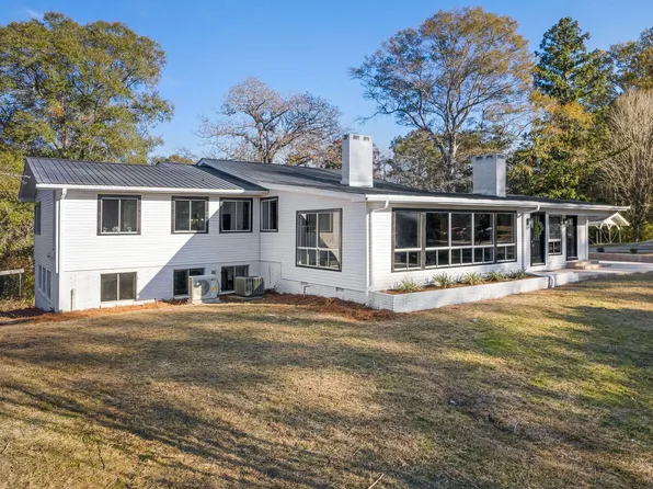 949 Paulding Rd, Ellisville, MS 39437