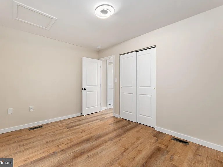 3215 Edgewood Rd — Photo 25