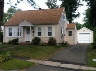 62 Balfour Dr, Springfield, MA 01118