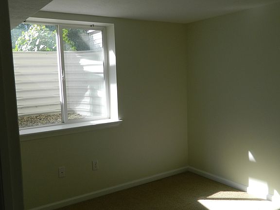 2nd image of 2682 S Chadwick St