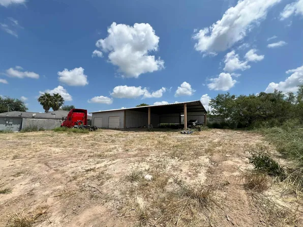 5408 Pharr Ln, Zapata, TX 78076