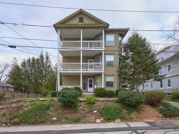 36 Winter St, Southbridge, MA 01550