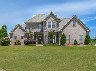 73 Persimmon Ridge Dr, Greenbrier, AR 72058