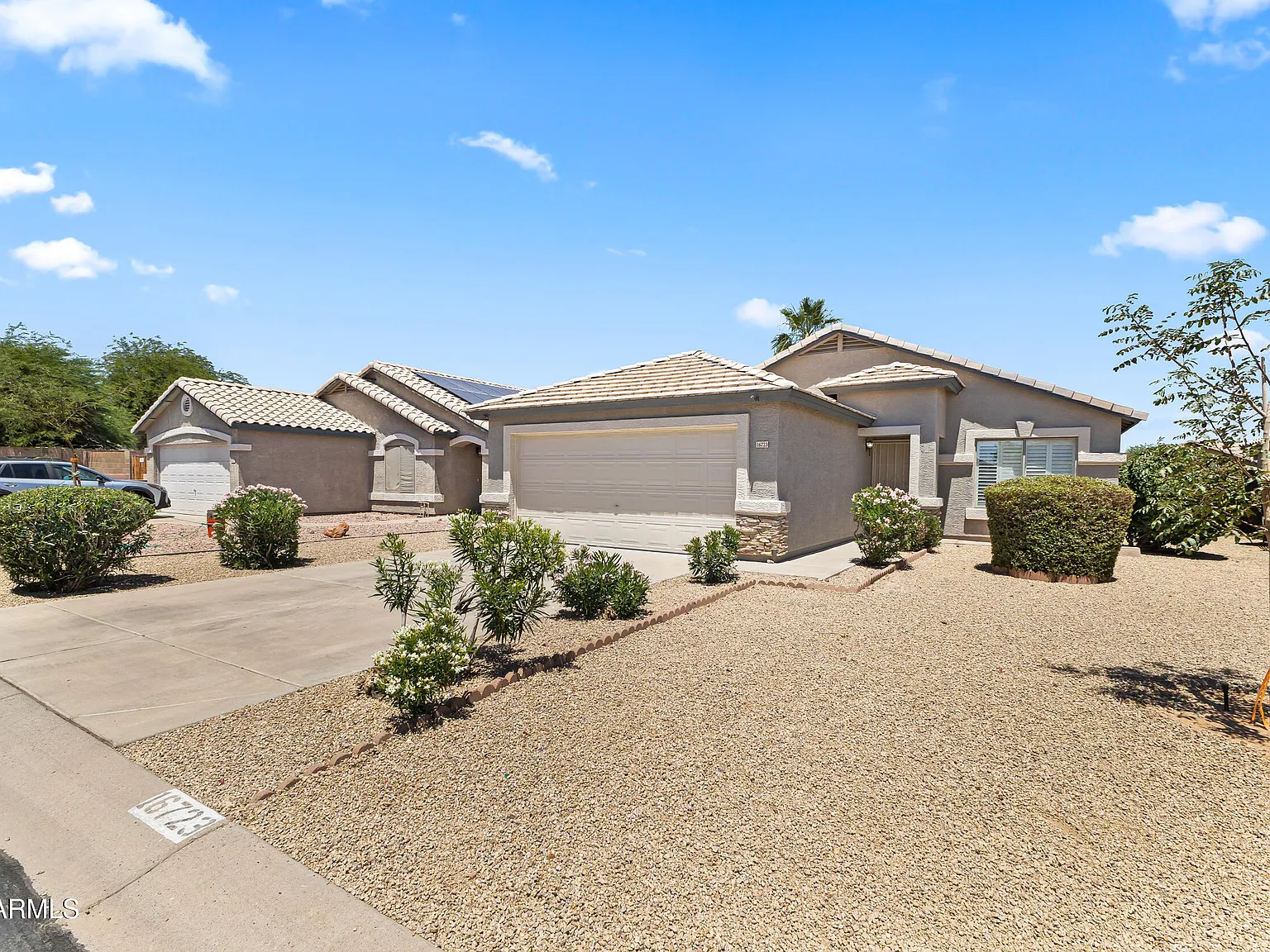 3 bed, 1320 sqft, $2,500 — Photo 3