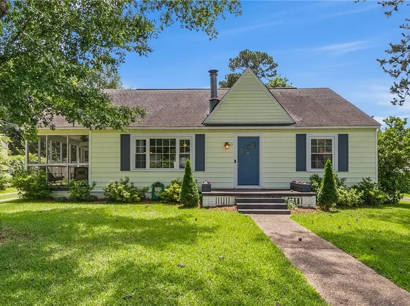 13 Arlington Dr, Tuscaloosa, AL 35401