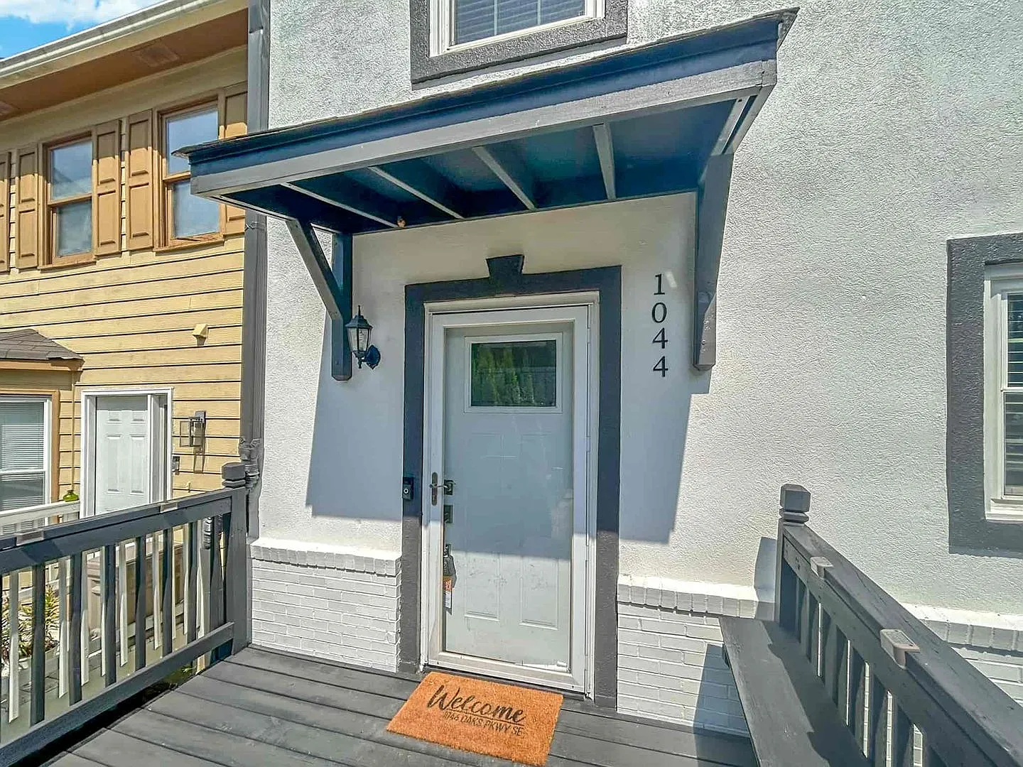 Charming 3BR Townhome Living in the Heart of Jonquil City! — Photo 3