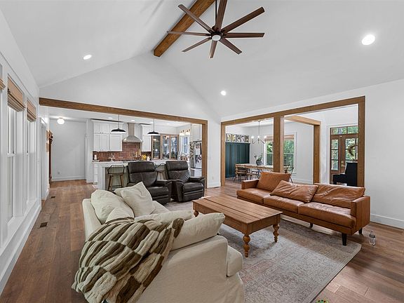 5th image of 278 Hickory Ln