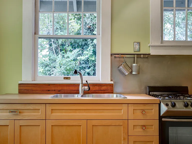 309 Tate St #2 — Photo 4