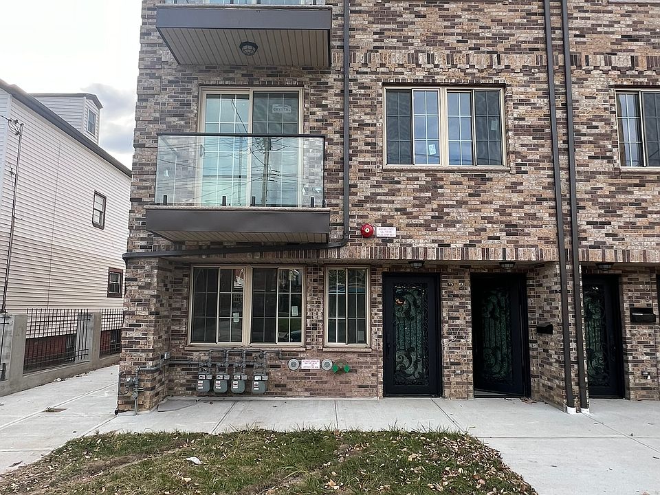 1st image of 23-46 College Point Blvd #2