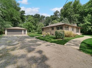 2375 Indian Boundary Rd, Chesterton, IN 46304