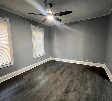 3rd image of 453 Westcott St #2