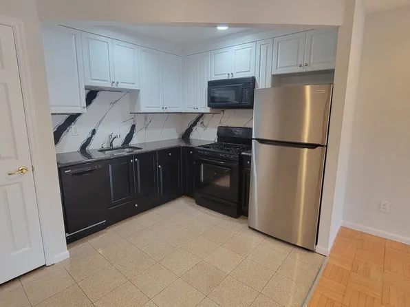 23-31 31st Drive image 1 of 13
